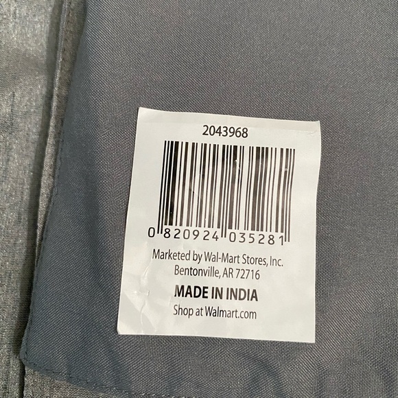 Placemats  set of 6 Silky Silver Gray Sequins Beaded Detail Made in India - Picture 4 of 9